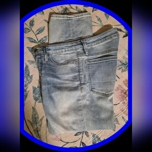 Athleta Light Blue Wash Petite Sculplek High Performance Stretch Denim Jeans